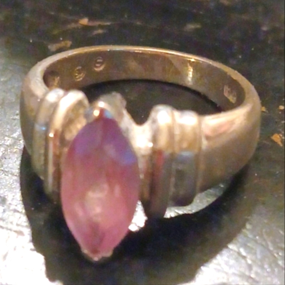 Vintage Sterling Silver 9.25 Purple Amethyst Gemstone size 7 Ring